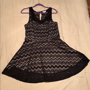 Candie’s Black and Tan dress XL